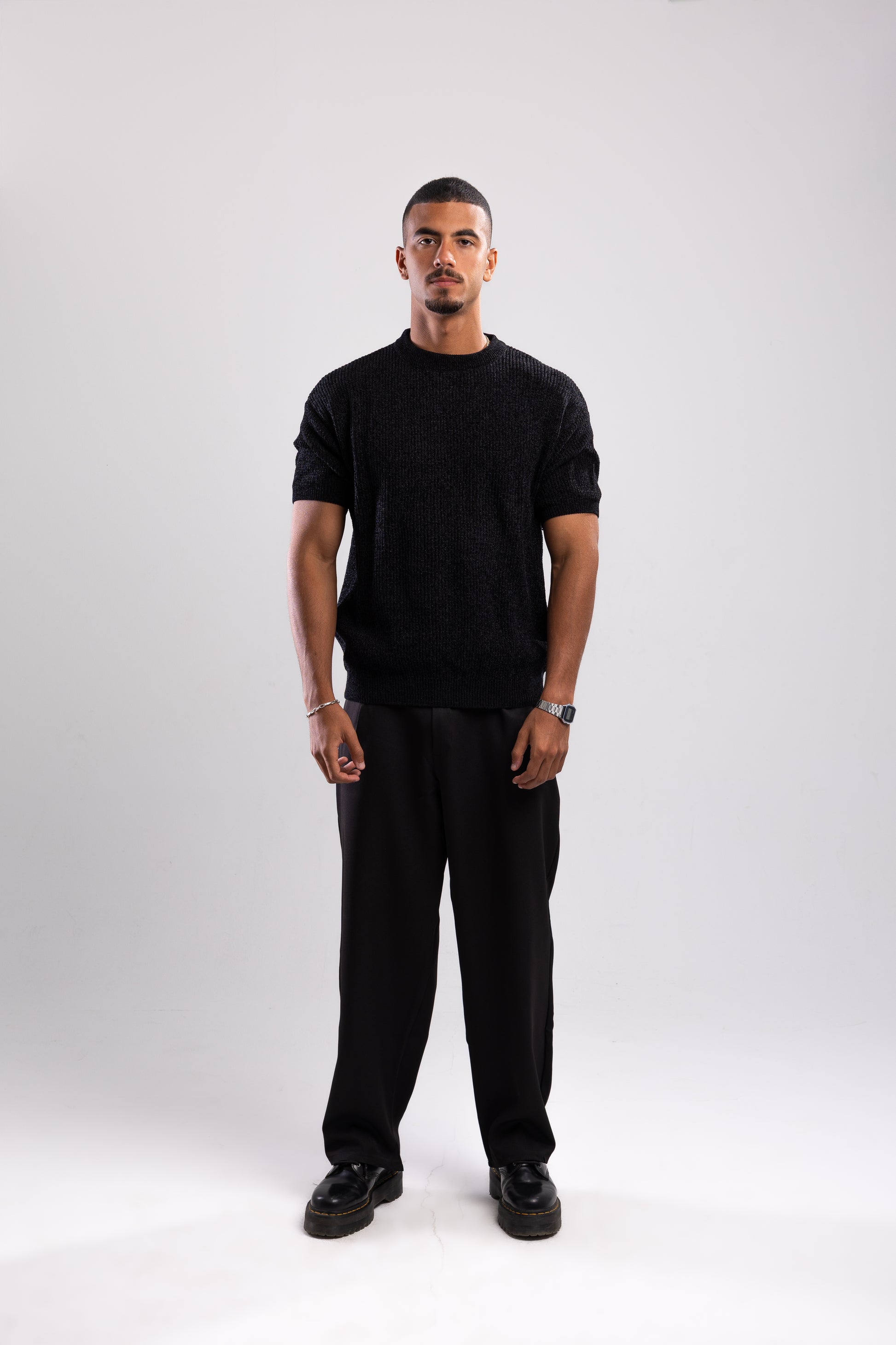 Round Neck Knit T-shirt - Black