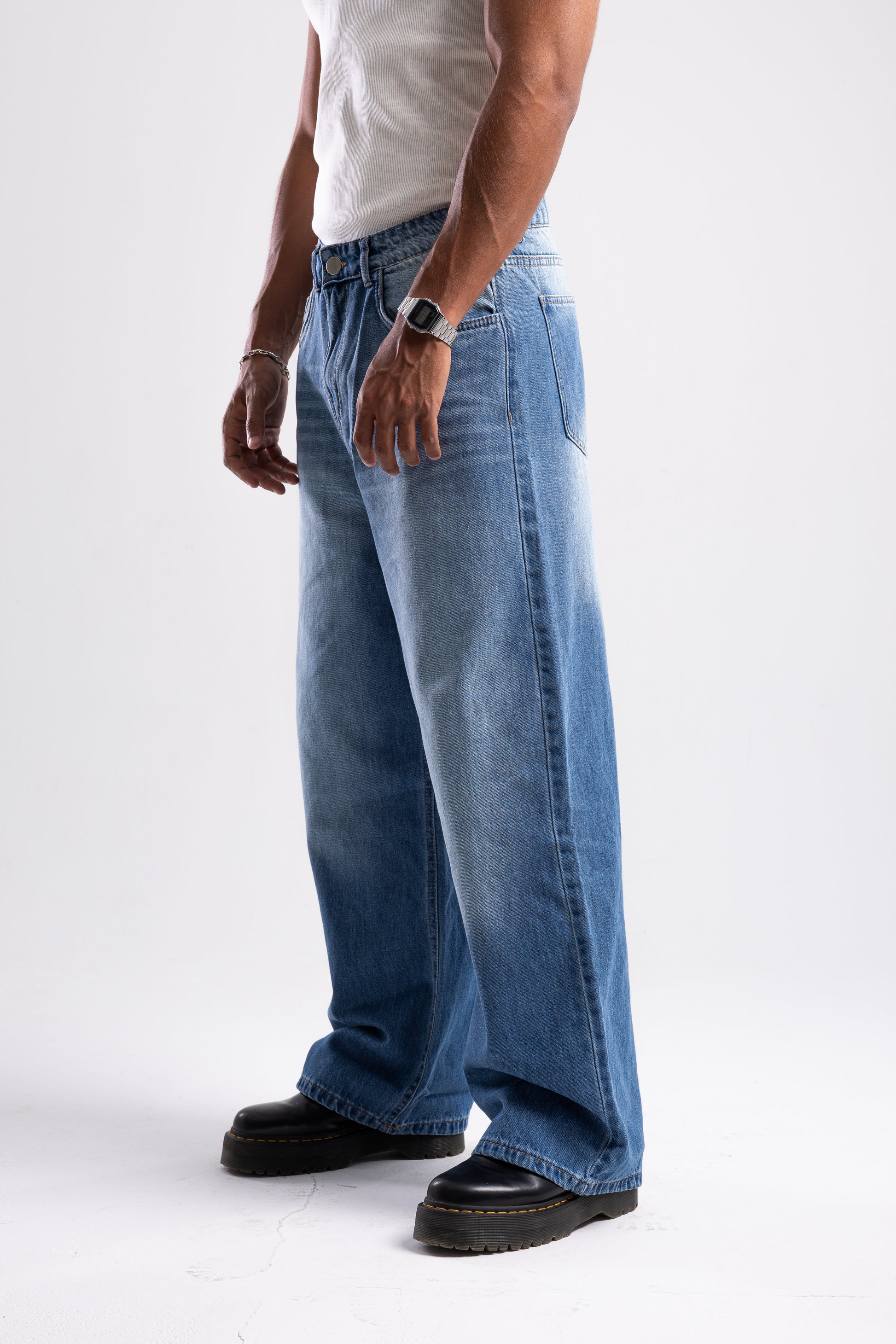 Vintage Blue Straight-baggy Jeans